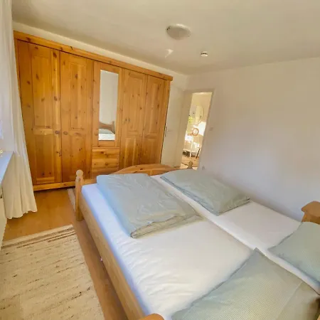 Black Forest Scenic Escape バイアースブロン